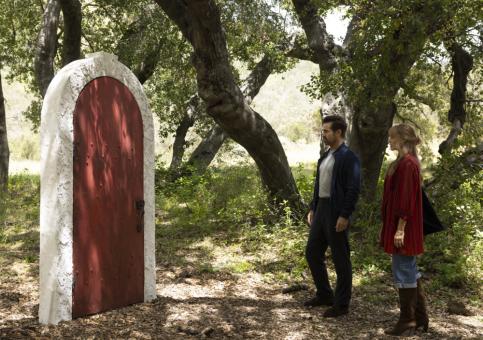 Colin Farrell und Margot Robbie in A BIG BOLD BEAUTIFUL JOURNEY.  © 2025 CTMG, Inc. All Rights Reserved. 