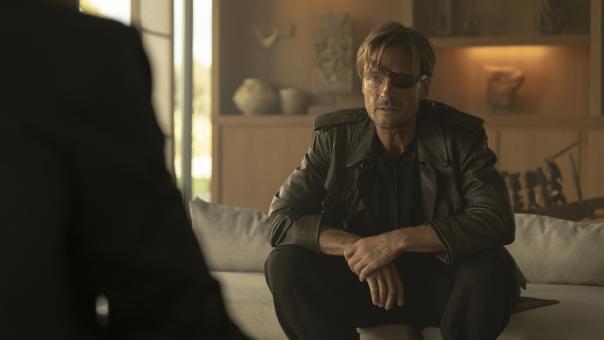 Professor Phoenix (Andreas Pietschmann) in Sony Pictures' DIE DREI ??? – TOTENINSEL Foto von: Tomás Correa © Wiedemann und Berg Film GmbH/Deutsche Columbia Pictures Filmproduktion GmbH